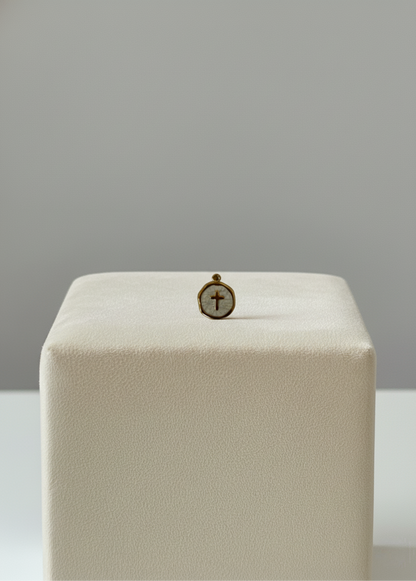 Médaillon Croix Blanche