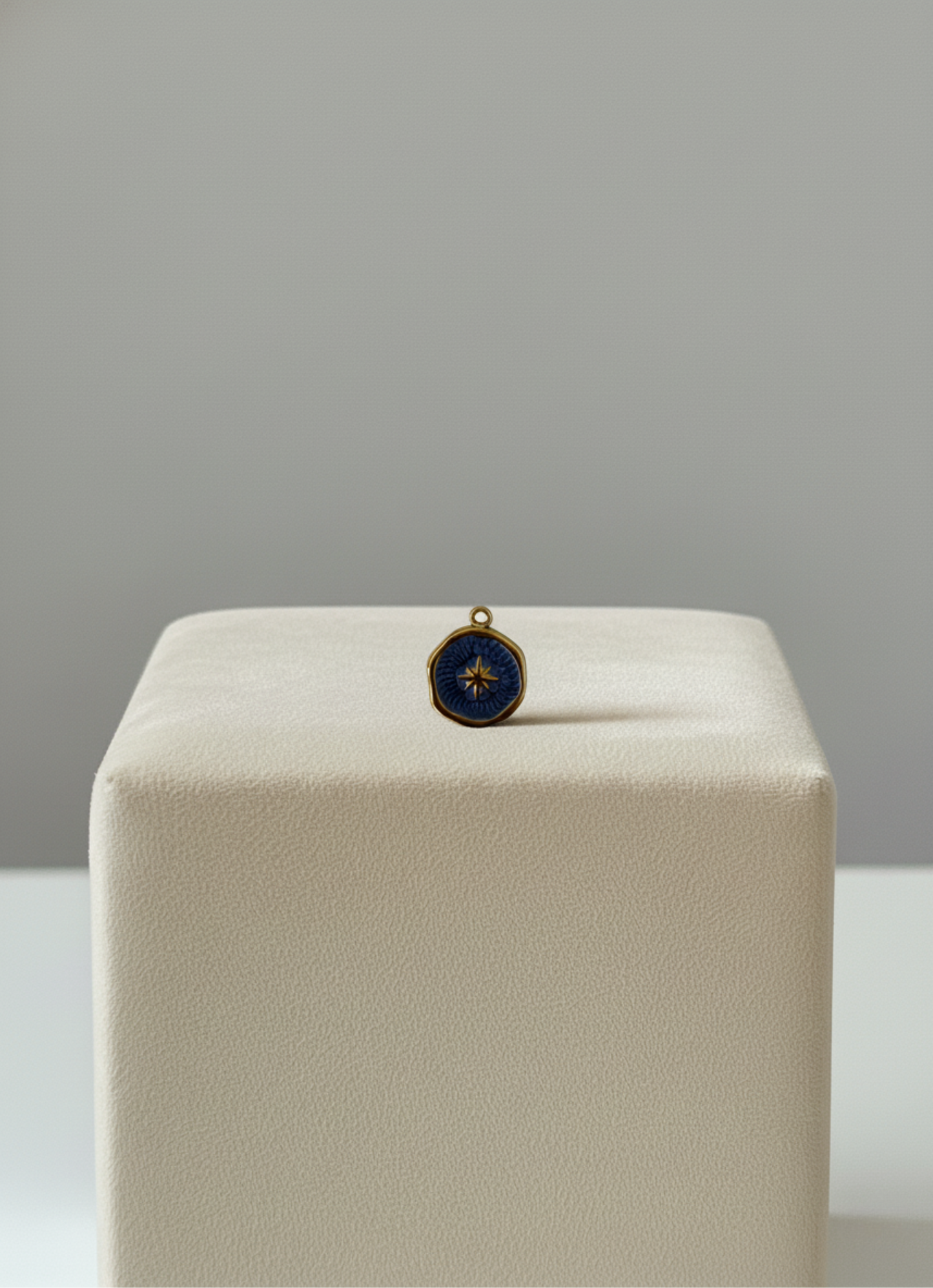 Médaillon Bleu Étoile Scintillante