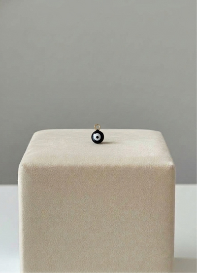 Petit Oeil Noir