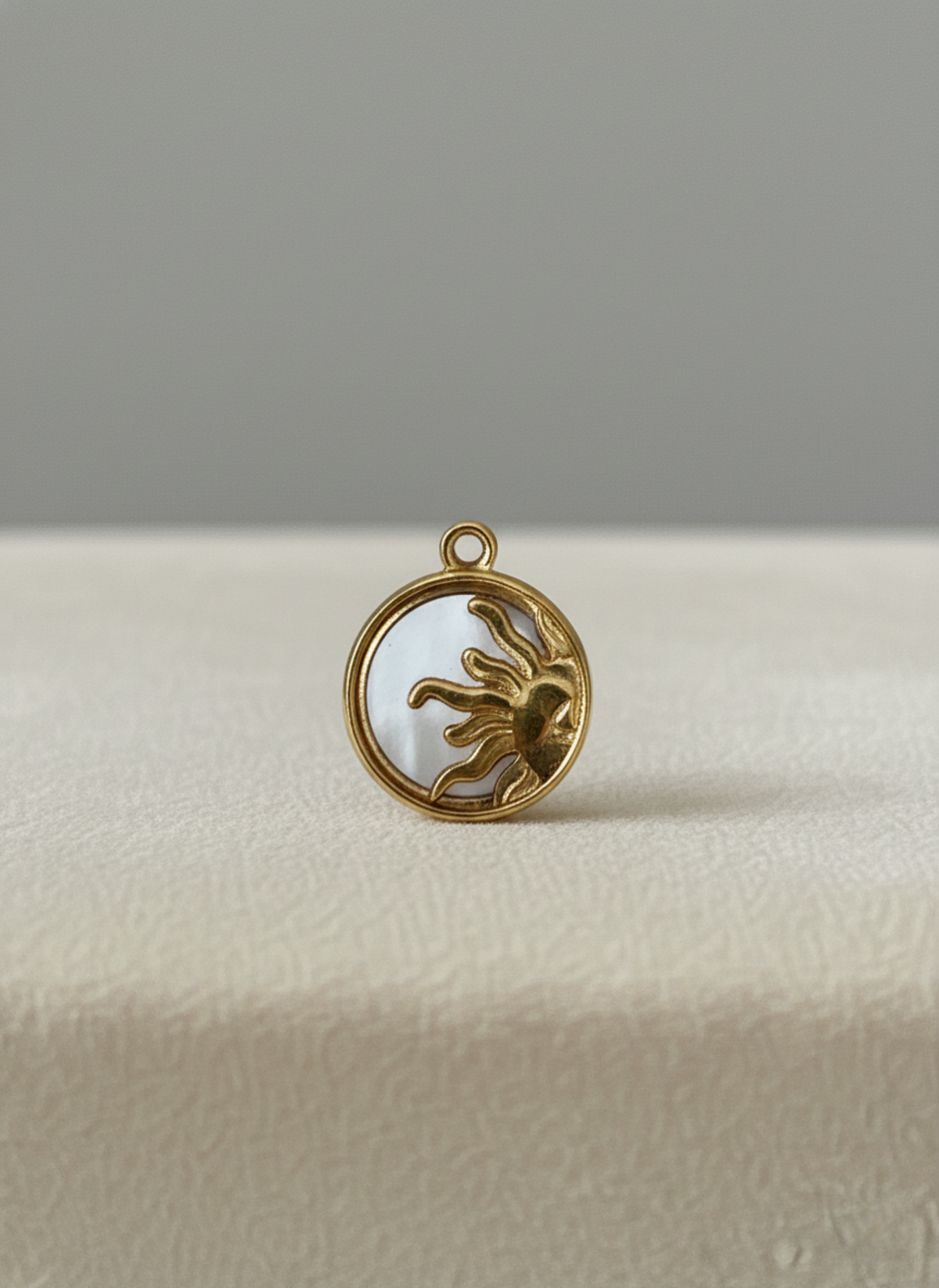 Médaillon Soleil