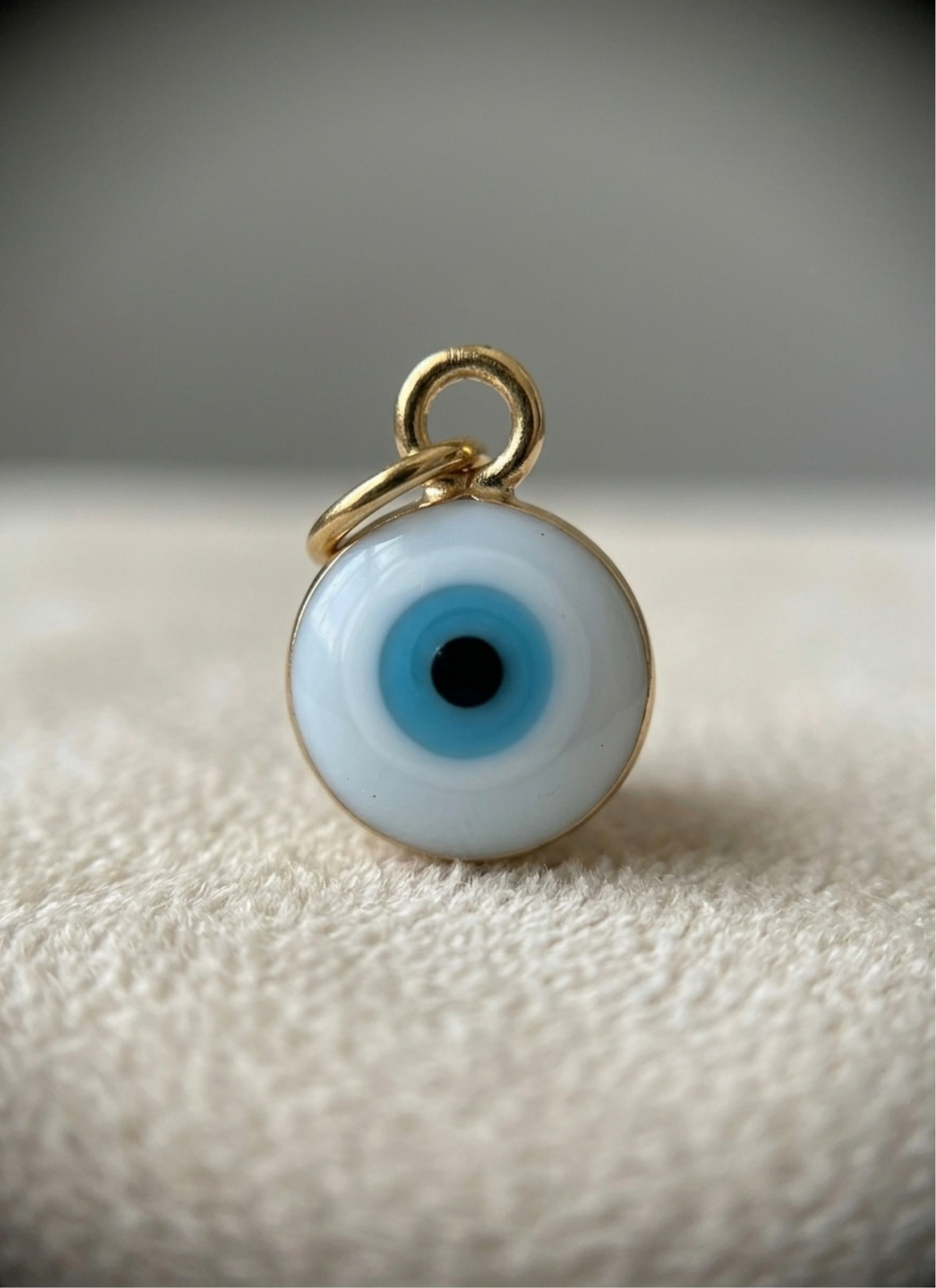 Petit Oeil Blanc