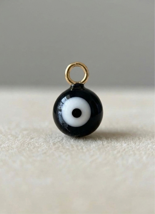 Petit Oeil Noir