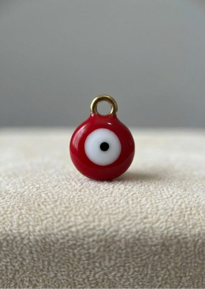 Petit Oeil Rouge